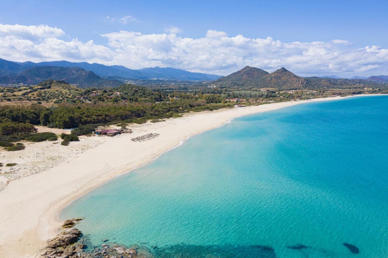 Cala Sinzias Resort Castiadas Esterno foto